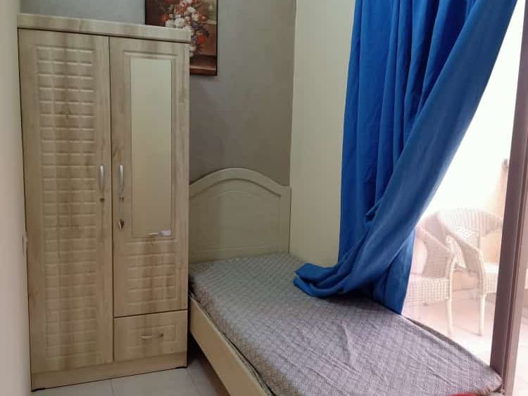 Ladies Partitions Available For Rent In Port Saeed Deira AED 1800 Per Month